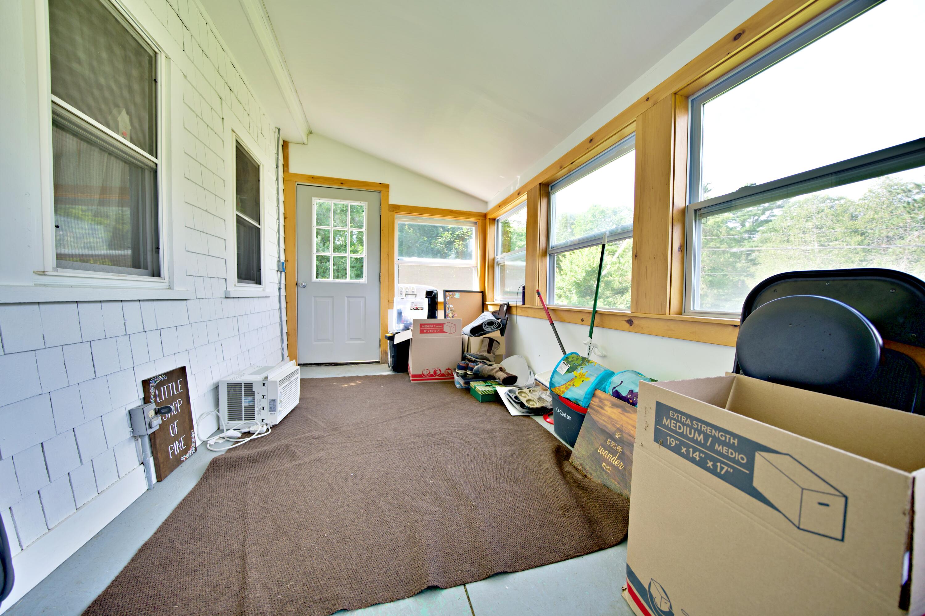 496 Dow Road Orrington, ME 04474 - Photo 5 of 15 Sunporch