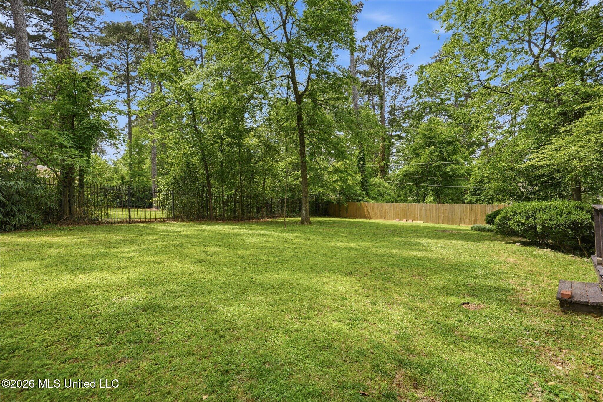 2115 Meadowbrook Road Jackson, MS 39211 - Photo 37 of 40 37-2115_Meadowbrook_Rd_031