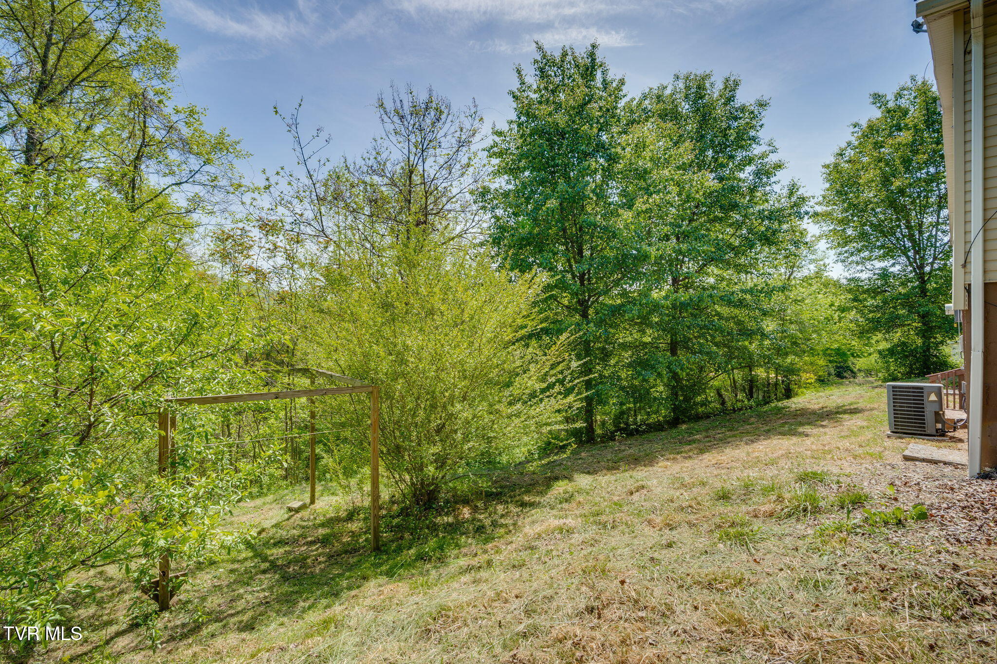 813 Big Hill Road Pennington Gap, VA 24277 - Photo 27 of 31 027