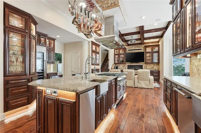 $1,200,000 | 12608 West 131st Street, Overland Park, KS 66213