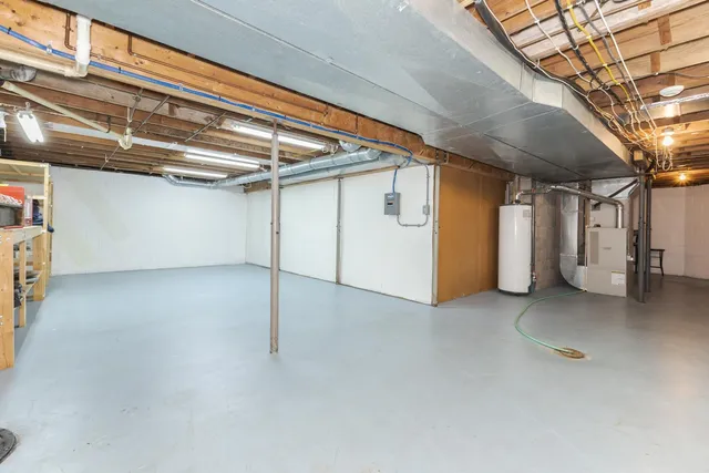 $234,900 | 1114 Beechwood Avenue, Bloomington, IL 61701