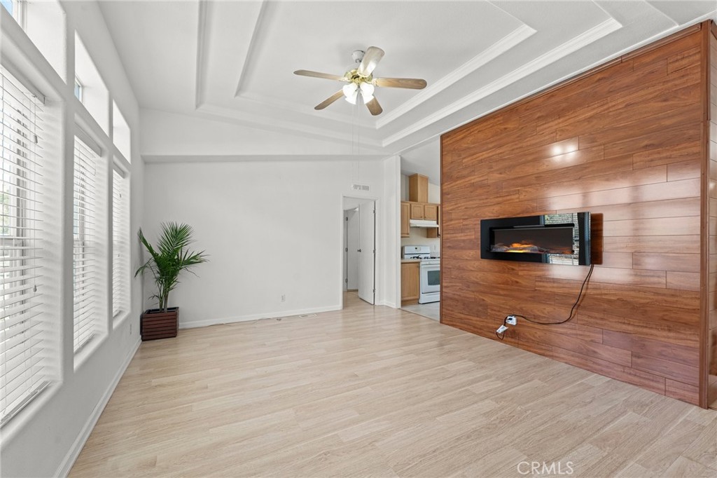 52076 Maxine Avenue Cabazon, CA 92230 - Photo 6 of 35 a view of a hallway with a potted plant