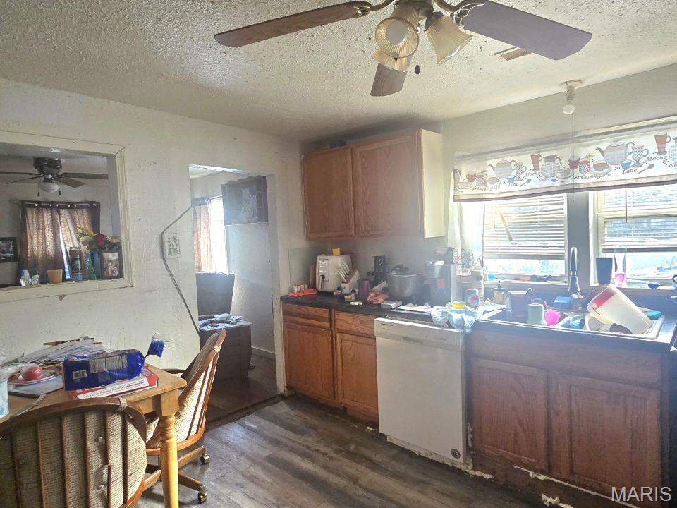 623 Thrower Street Dexter, MO 63841 - Photo 5 of 11