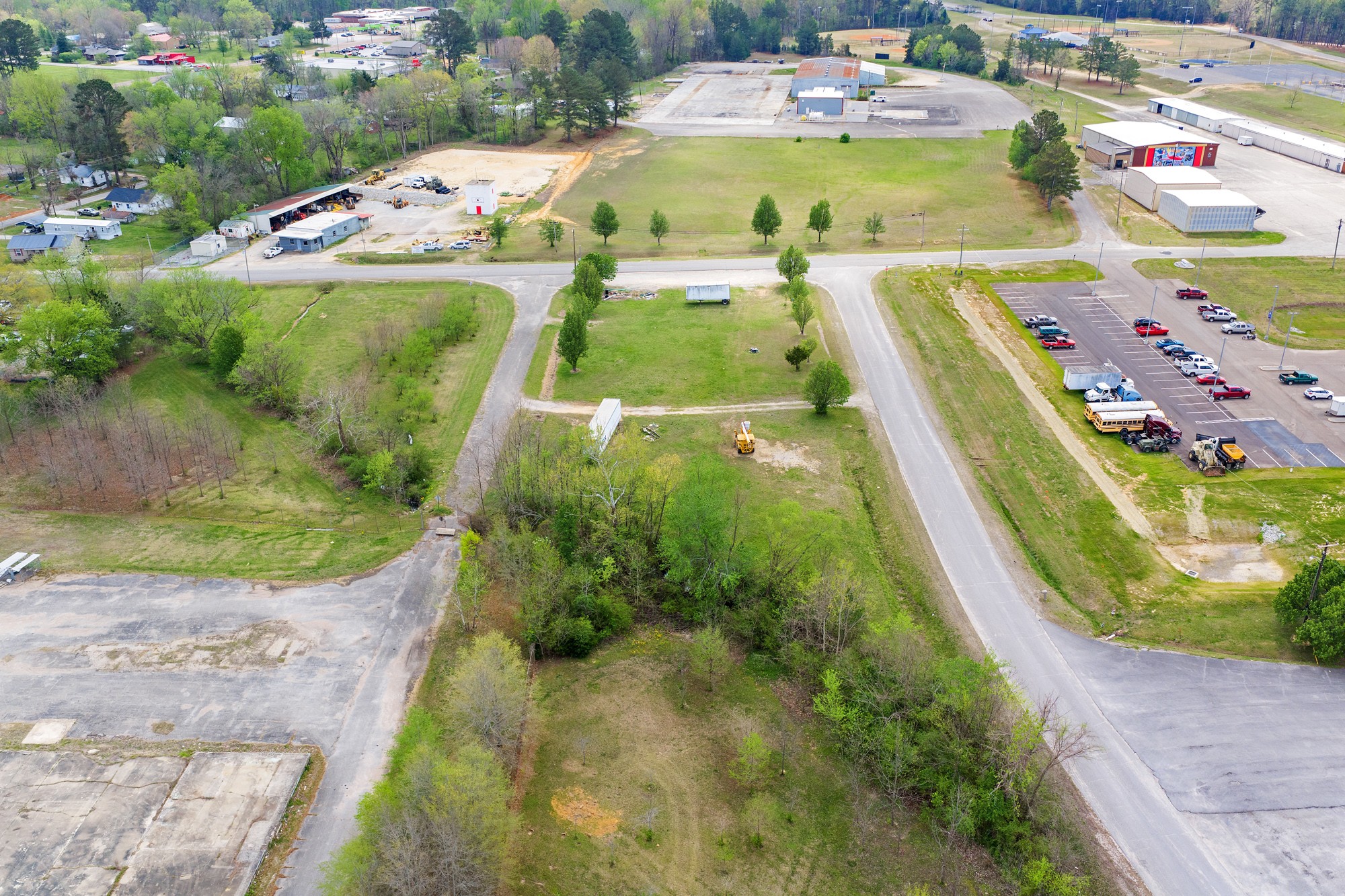 0 West 9th Street Parsons, TN 38363 - Photo 7 of 15 a view of a swimming pool with a garden