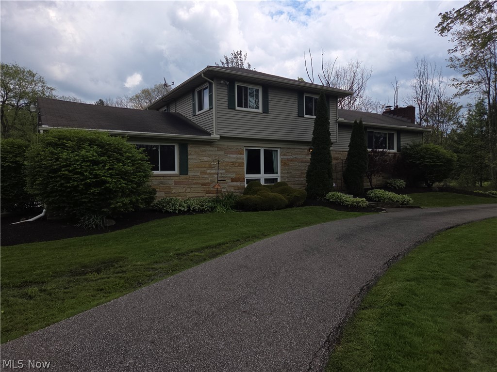 13047 Forest Road Burton, OH 44021 - Photo 3 of 47