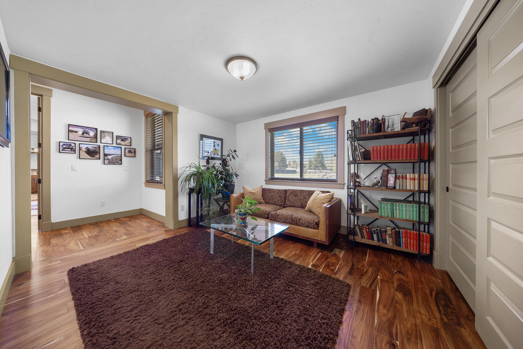61794 Wickiup Road Bend, OR 97702 - Photo 26 of 85 Library/reading area