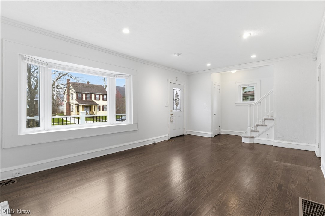 3577 Cedarbrook Road Cleveland, OH 44118 - Photo 7 of 50