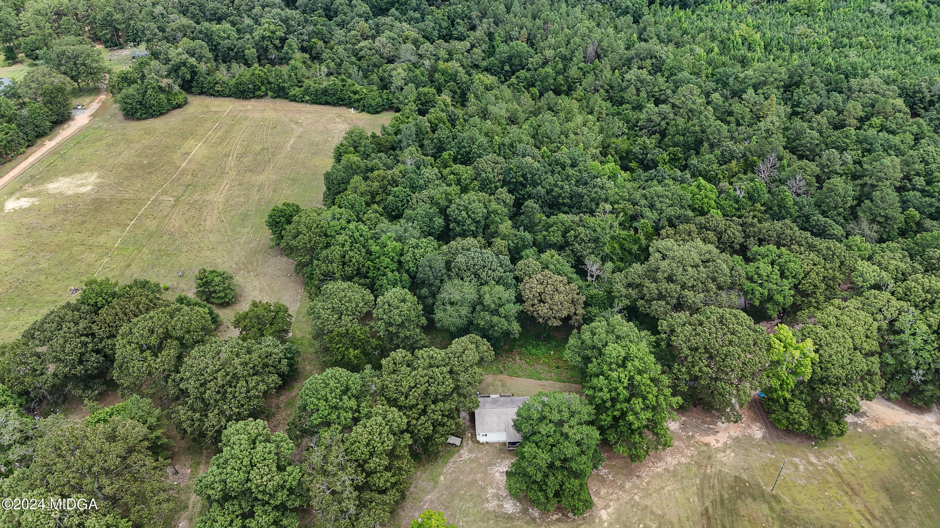 206 Sharon Road Fort Valley, GA 31030 - Photo 34 of 44 DJI_20240702133043_0036_D