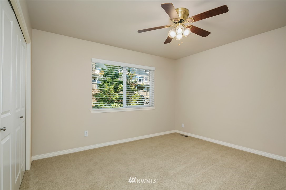 871 Bear Ridge Drive Northwest Issaquah, WA 98027 - Photo 20 of 25