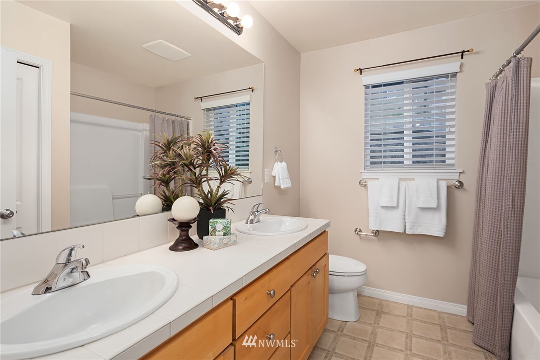 871 Bear Ridge Drive Northwest Issaquah, WA 98027 - Photo 22 of 25