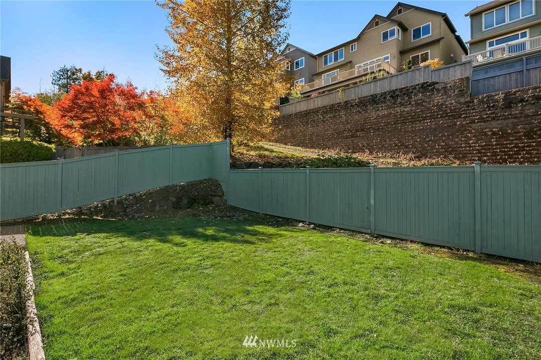 871 Bear Ridge Drive Northwest Issaquah, WA 98027 - Photo 24 of 25