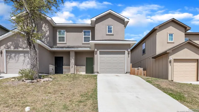 $229,000 | 203 Peruna Drive, Marble Falls, TX 78654