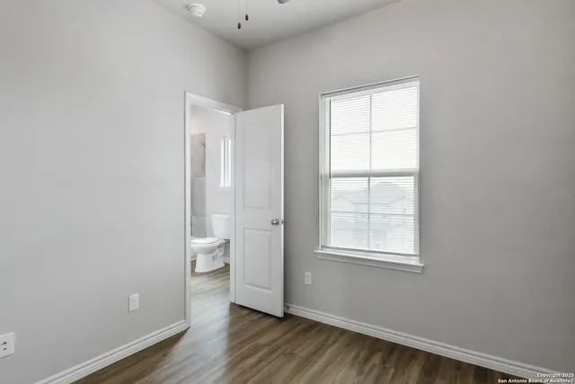 $229,000 | 203 Peruna Drive, Marble Falls, TX 78654