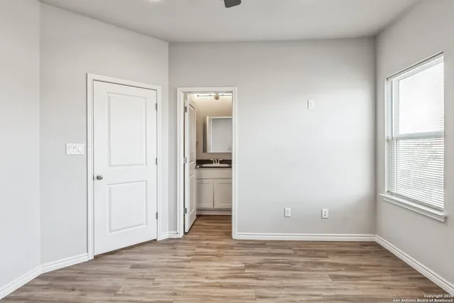 $229,000 | 203 Peruna Drive, Marble Falls, TX 78654