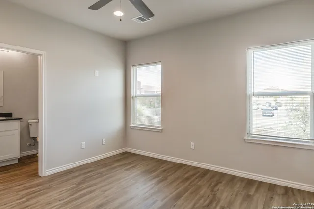 $229,000 | 203 Peruna Drive, Marble Falls, TX 78654