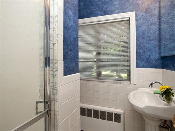 37 Beverly Road Brookline, MA 02467 - Photo 23 of 26 Gallery Image 23