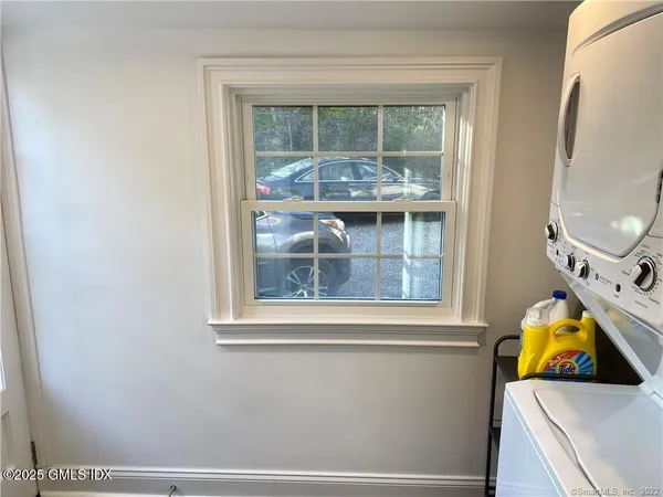 $6,500 | 84 East Putnam Avenue, Cos Cob, CT 06807