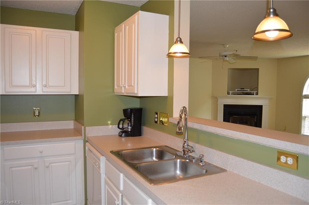 160 James Road High Point, NC 27265 - Photo 12 of 14