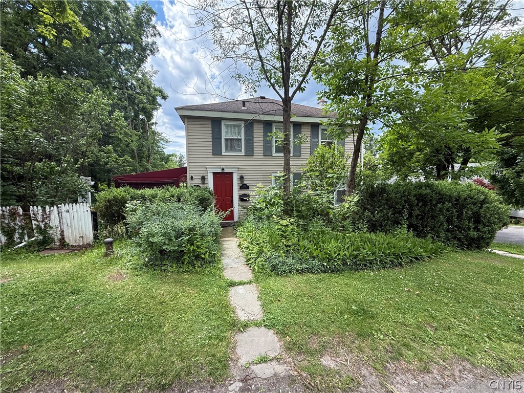 211 Center Street Manlius, NY 13066 - Photo 2 of 33