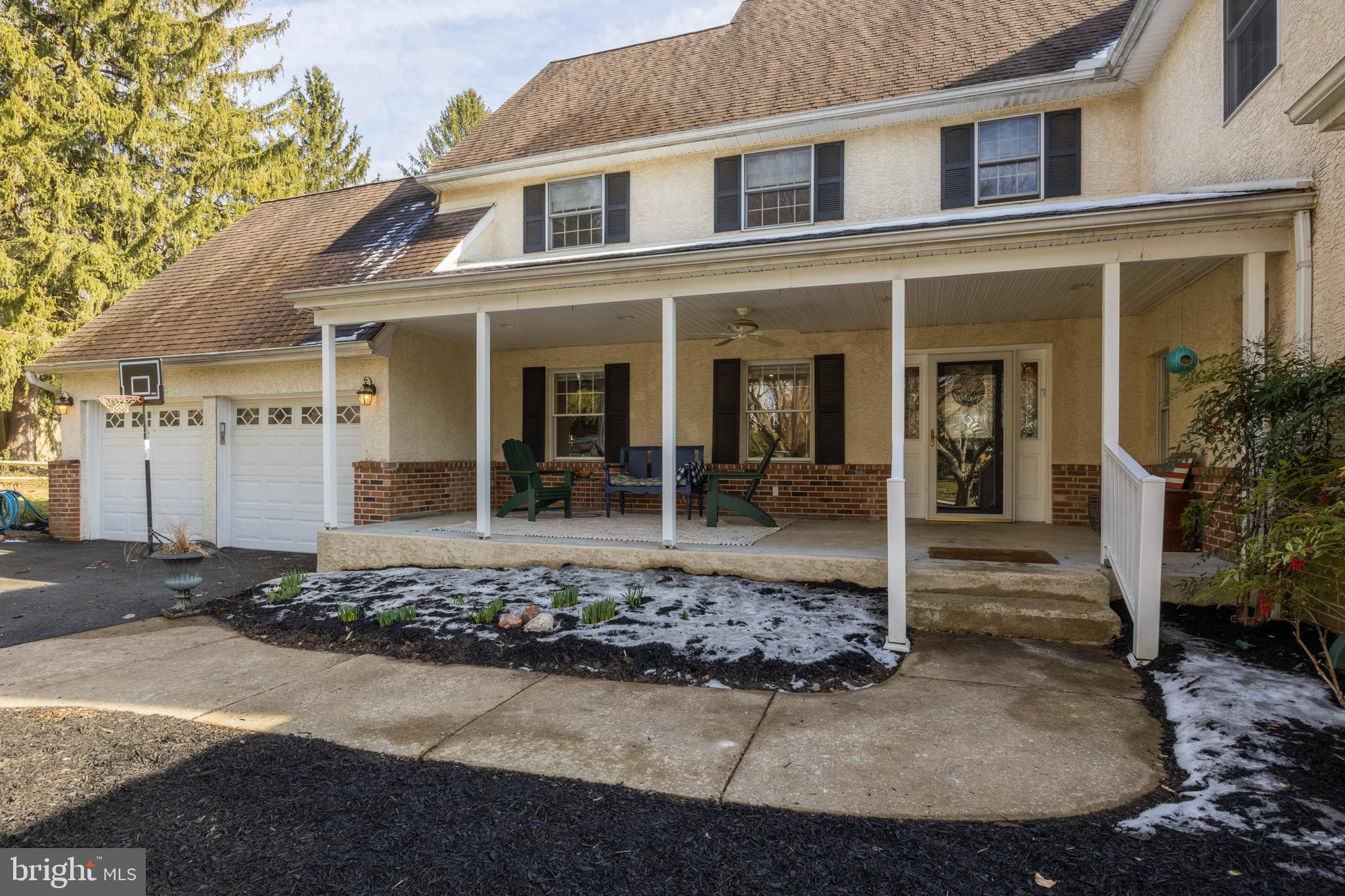 333 Oak Terrace Wayne, PA 19087 - Photo 3 of 47 Front of Home