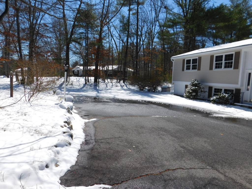 181 Hobbs Road Pelham, NH 03076 - Photo 24 of 26