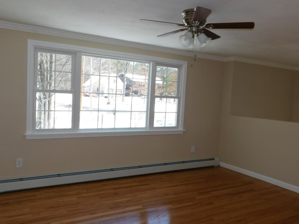 181 Hobbs Road Pelham, NH 03076 - Photo 7 of 26