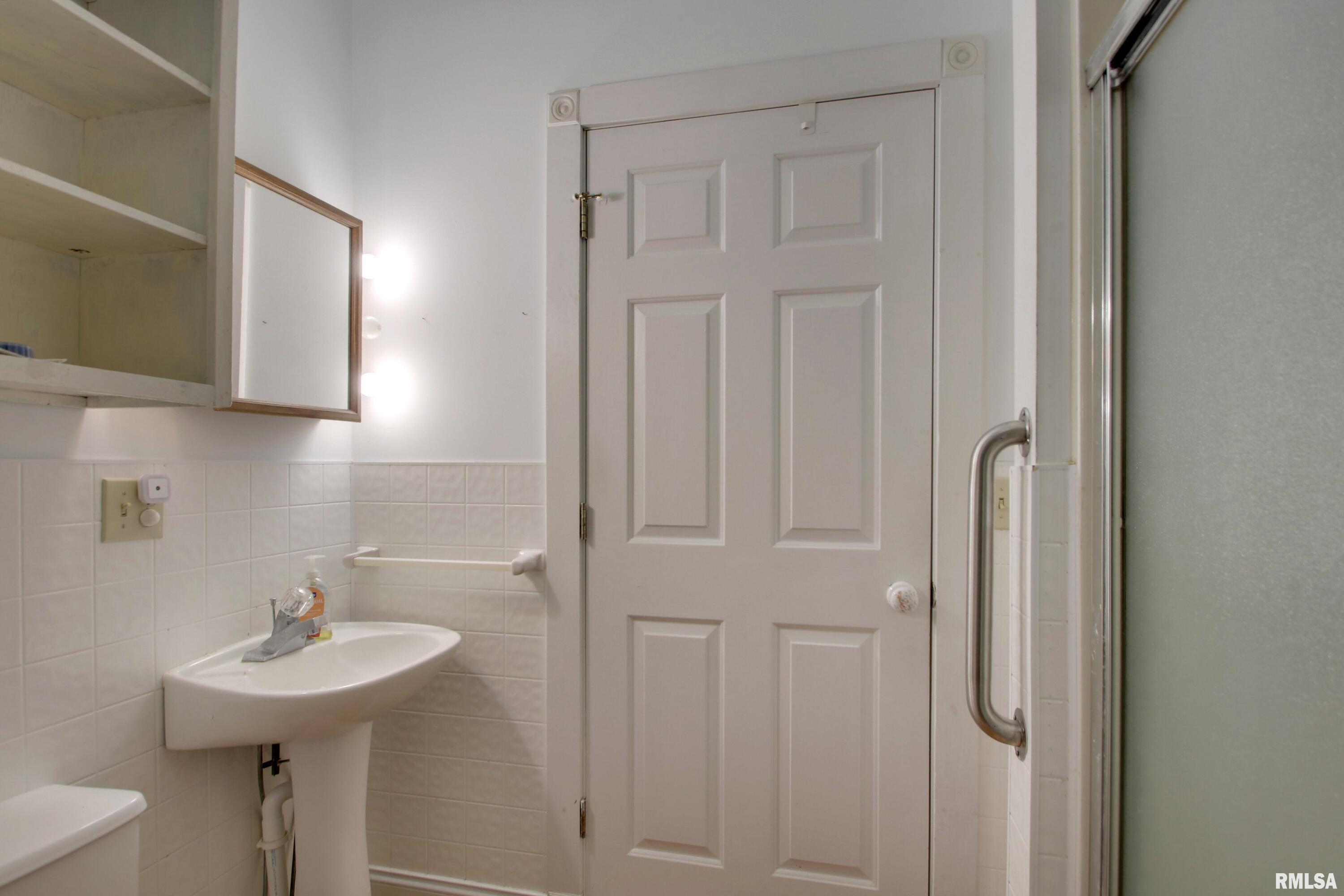 340 Walnut Street Hull, IL 62343 - Photo 17 of 27 Gallery Image 17