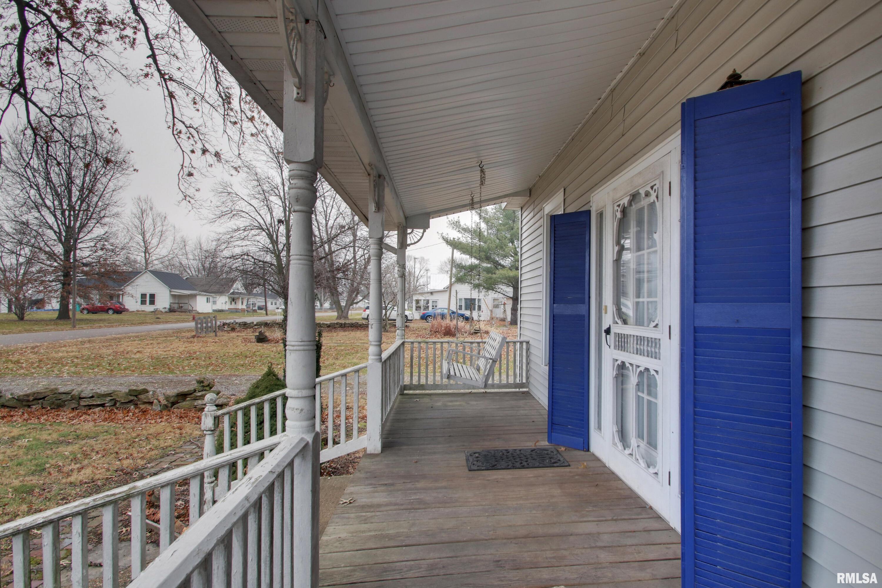 340 Walnut Street Hull, IL 62343 - Photo 3 of 27 Gallery Image 3