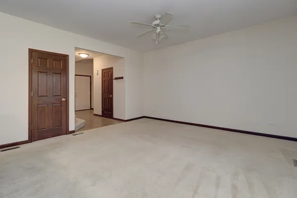 $2,800 | 23055 Ironwood Drive, Plainfield, IL 60586