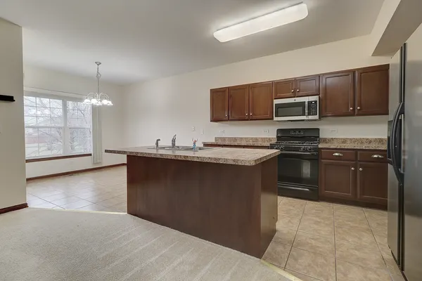 $2,800 | 23055 Ironwood Drive, Plainfield, IL 60586