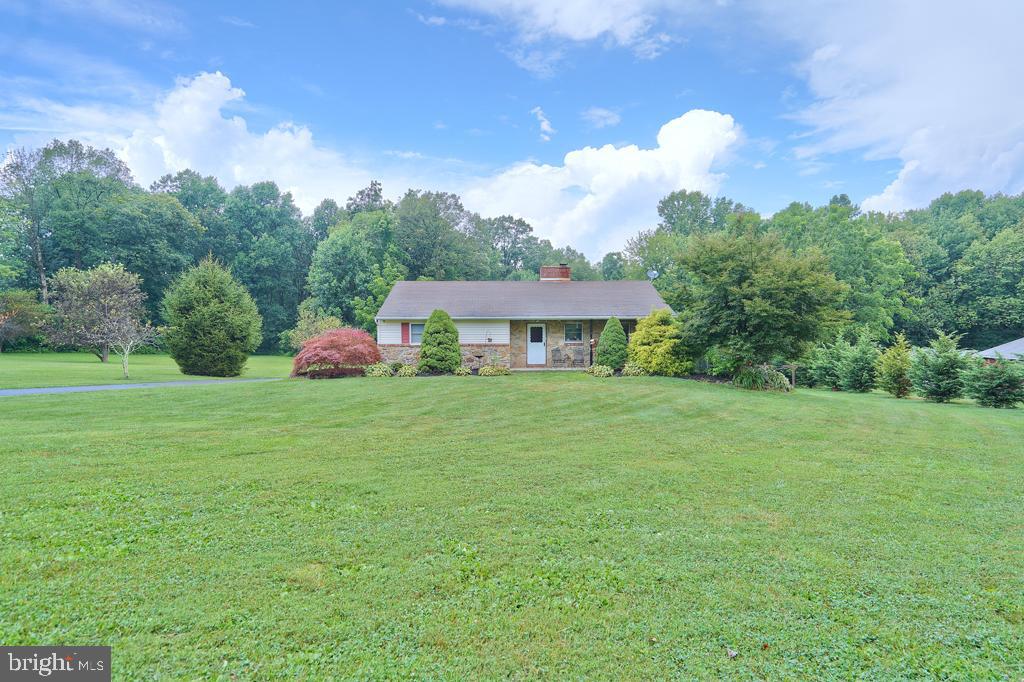 87 Bitting Road Alburtis, PA 18011 - Photo 3 of 30 Gallery Image 3