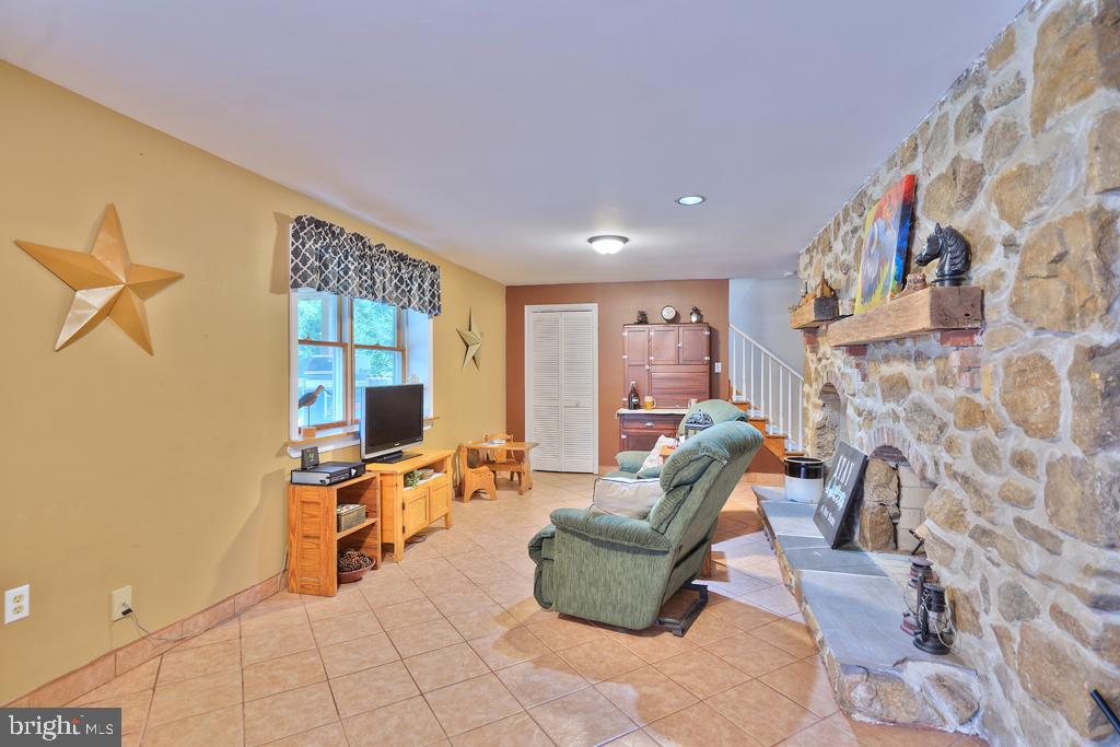 87 Bitting Road Alburtis, PA 18011 - Photo 21 of 30 Gallery Image 21