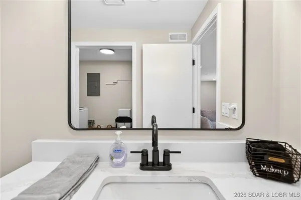 $549,900 | 43 Jennings Branch, Lake Ozark, MO 65049