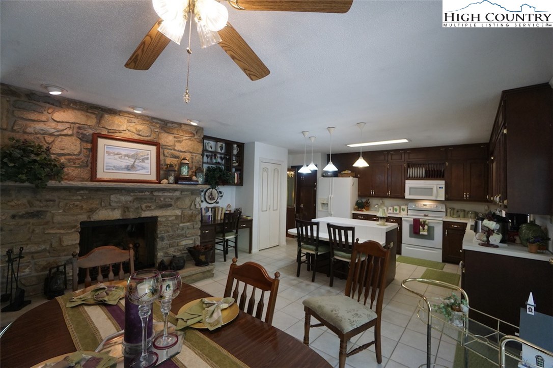 485 Wake Robin Lane Boone, NC 28607 - Photo 9 of 23 Gallery Image 9
