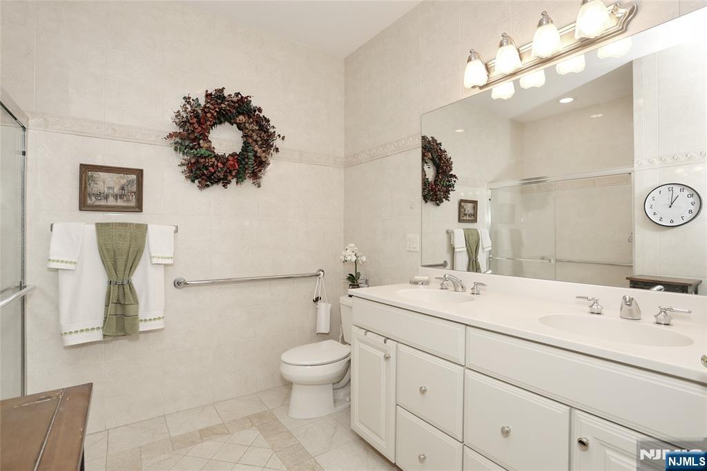 80 Ridgewood Road, Unit 117 Washington Township, NJ 07676 - Photo 18 of 46 Gallery Image 18