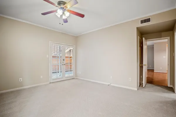 $1,400 | 2001 Bering Drive, Unit 7B, Houston, TX 77057