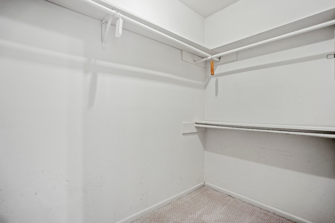 2001 Bering Drive, Unit 7B Houston, TX 77057 - Photo 22 of 35