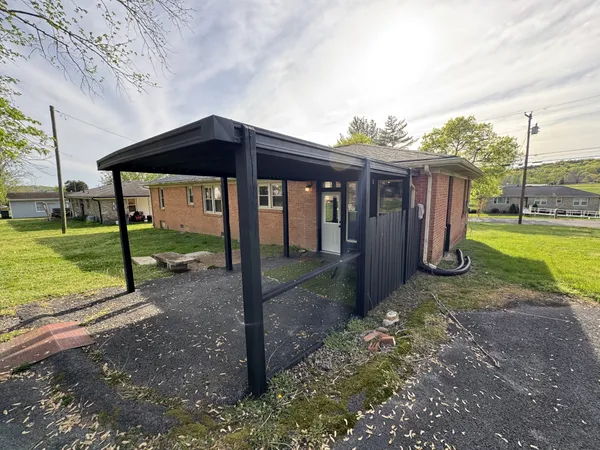 a view of a yard with porch