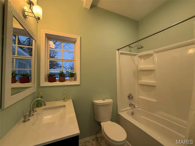 $139,000 | 113 East Maple Street, Brownstown, IL 62418