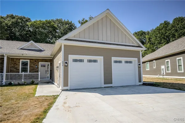 $469,900 | 253 Liam Lane, Rome, NY 13440