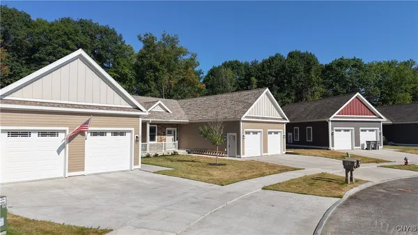 $469,900 | 253 Liam Lane, Rome, NY 13440