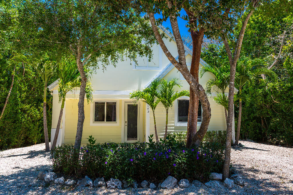 143 North Hammock Road Islamorada, FL 33036 - Photo 2 of 33 42147_6a29ff22da86a_06.11.2026_image-2