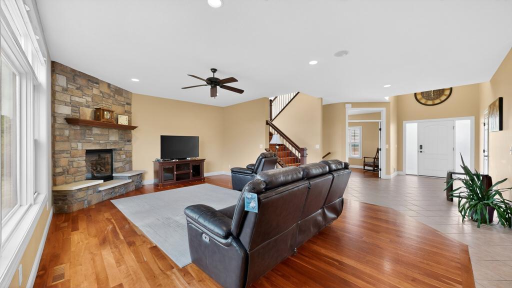 6485 Summit Pointe Road Northwest Rochester, MN 55901 - Photo 14 of 62