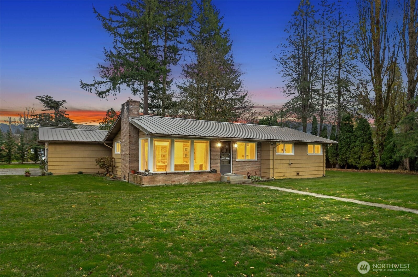 712 3rd Street Sultan, WA 98294 - Photo 1 of 39