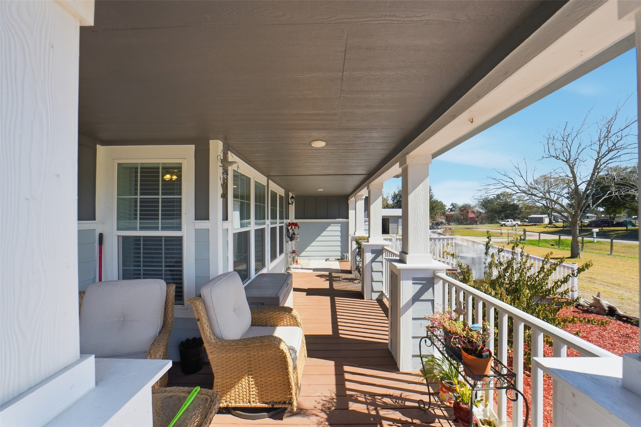 4007 Nancy Lane, Unit C546B Rosharon, TX 77583 - Photo 6 of 50 a view of a balcony with chairs