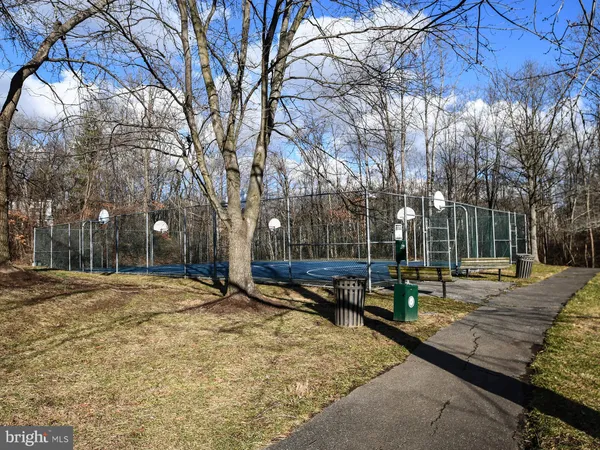 $2,350 | 4801 River Valley Way, Unit 129, Bowie, MD 20720