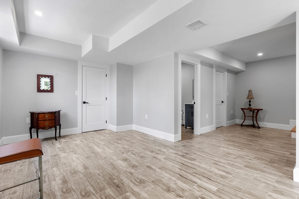 182 High Road Newbury, MA 01951 - Photo 33 of 42 a view of an empty room