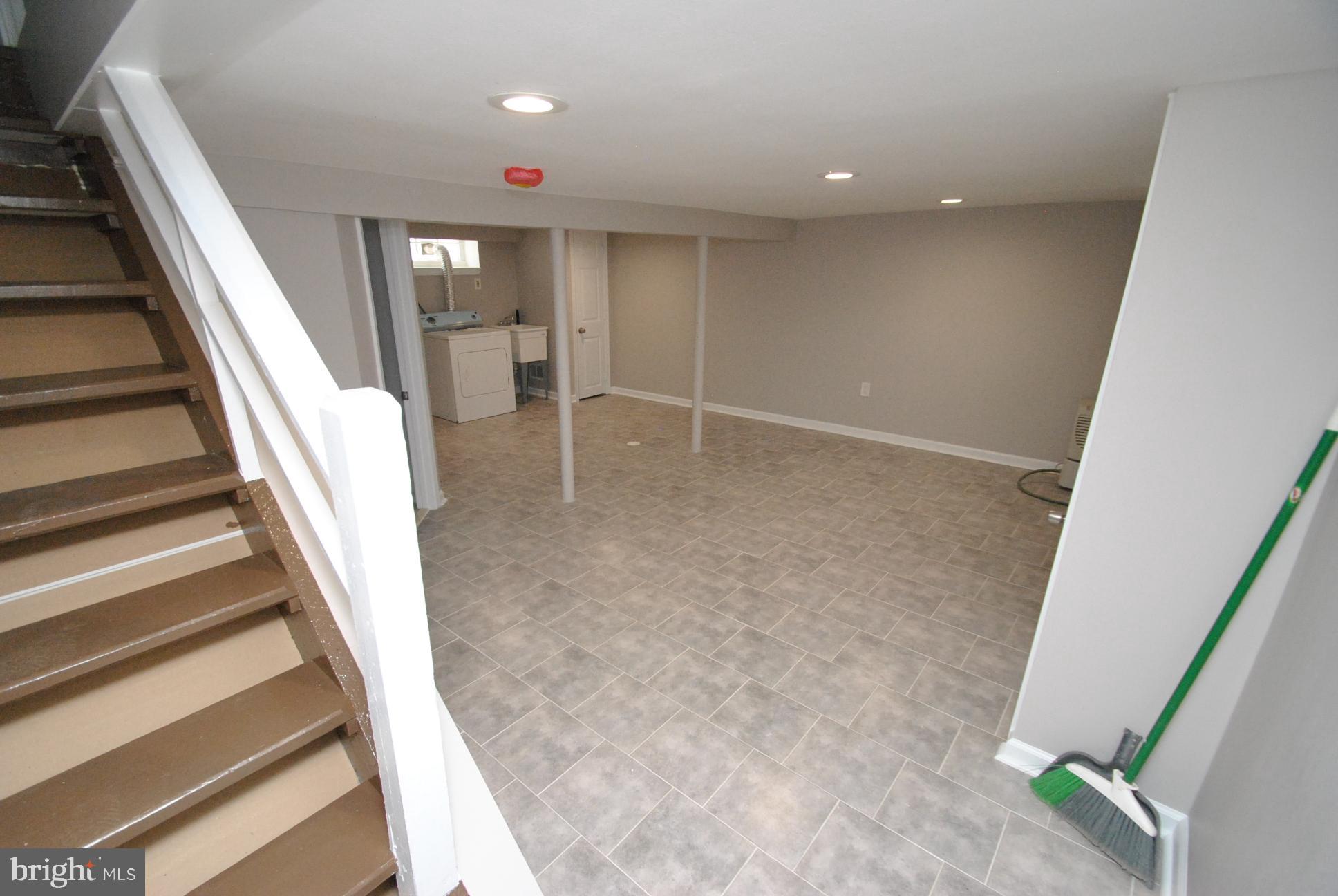 16 Flagship Road Baltimore, MD 21222 - Photo 25 of 29