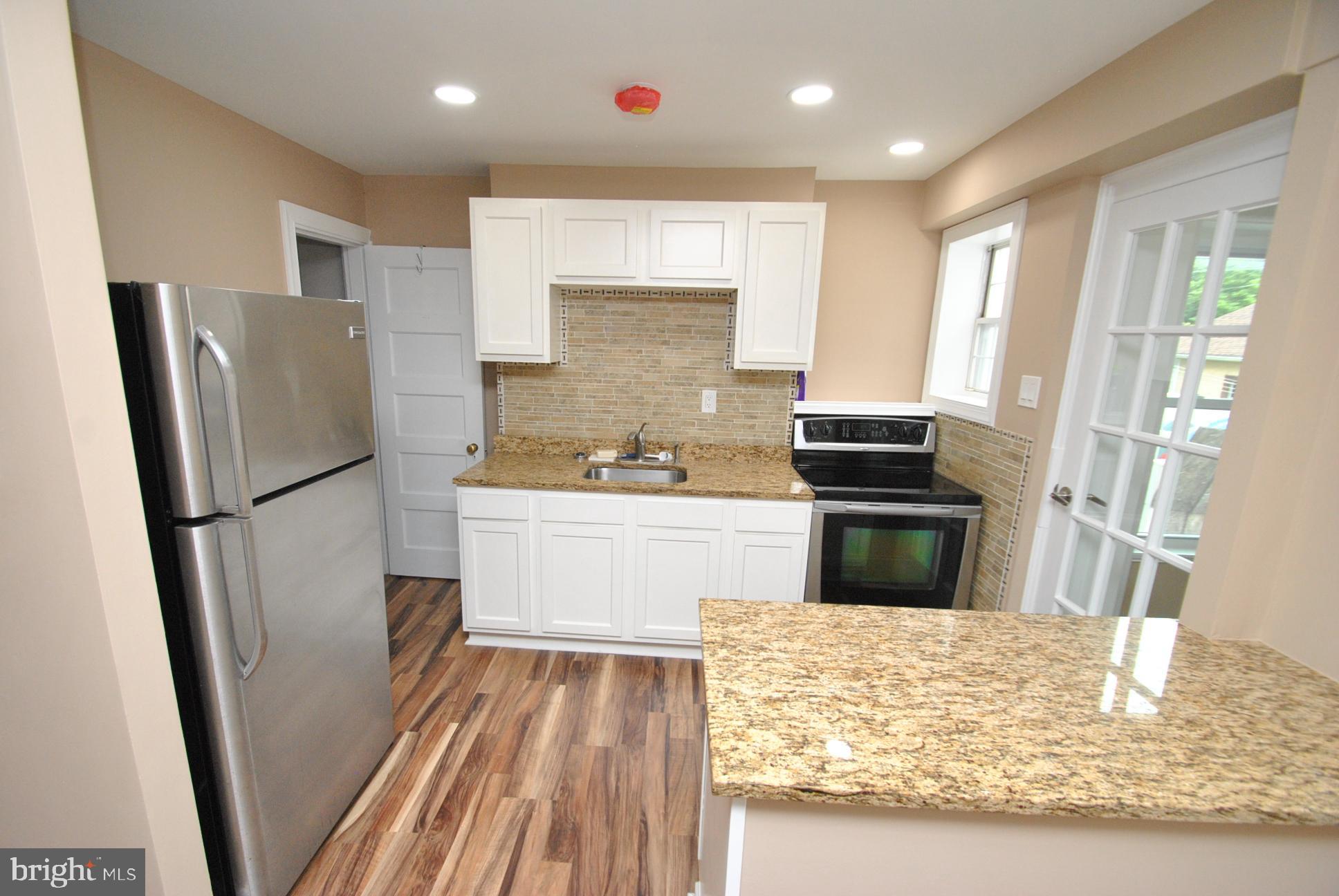 16 Flagship Road Baltimore, MD 21222 - Photo 8 of 29
