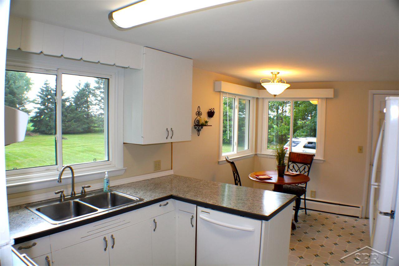 2296 South Sasse Road Midland, MI 48640 - Photo 11 of 20 31355083-10.JPG